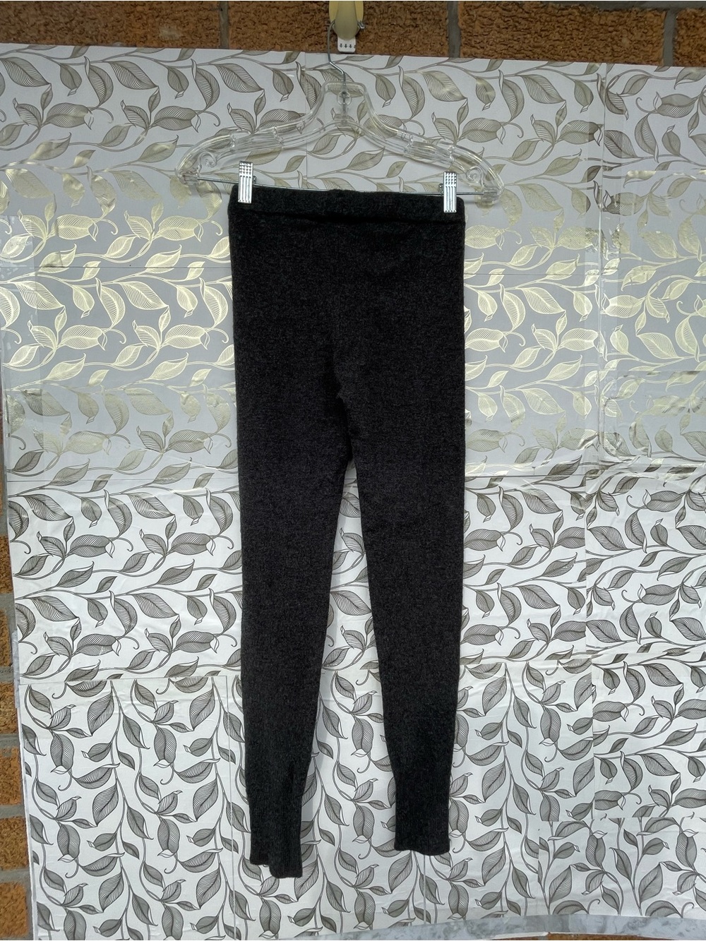 Minnie Rose Merino Wool Knit Leggings XS Dark Gray Gold Buttons Quiet Luxury